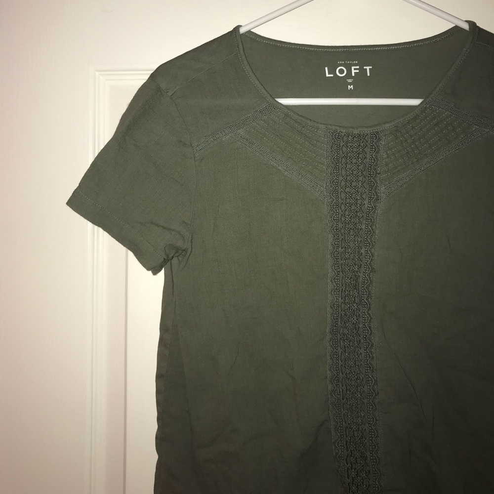 ANN TAYLOR LOFT short sleeve blouse - Picture 4 of 5